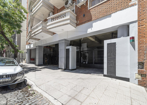 Venta Departamento Dos Ambientes En Florees Con Cochera