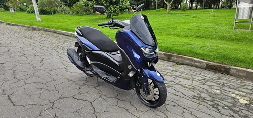 Yamaha N-max 2022
