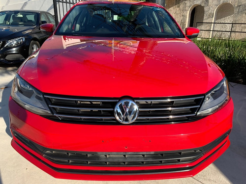 Imagen 3 de 11 de Volkswagen Jetta