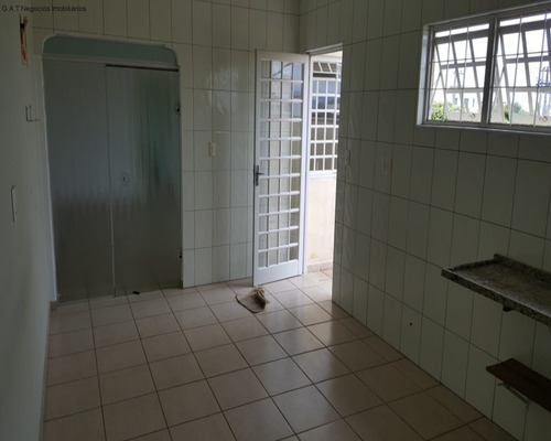 Imagem 10 de 30 de Casa Aluga Na Vila Santana - Sorocaba/sp - Cm00326 - 34076027