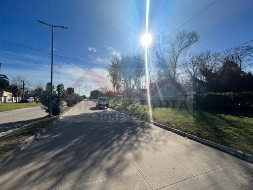 Lote De 10 X 37 (377 M2) En Venta - Avenida 68 E/ 139 Y 141, Barrio La Carolina - General Belgrano. Cercano A Termas Del Salado Y Ruta 29. Excelente Zona De La Ciudad.