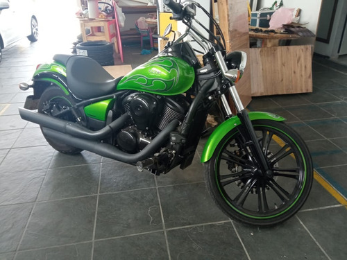 Kawasaki Vulcan 900