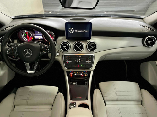Imagem 6 de 11 de Mercedes-benz Classe Gla 2017 1.6 Enduro Turbo Flex 5p