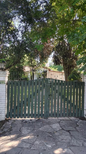 Casa En Venta - 3 Dormitorios 1 Baño - Cochera - 1.140mts2 - San Miguel