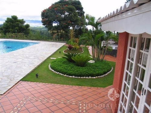 Vendo Linda Chácara De Alto Padrão No Bairro Caxambu Em Jundiaí 5200 M² De Terreno E 500 M² De A/c. (está Alugada Por 4.500,00) - Ch00108 - 3371996