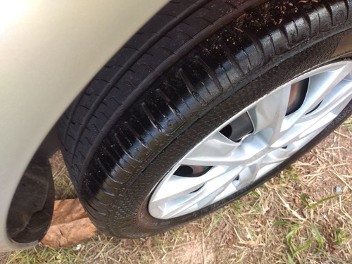 Volkswagen Fox 2009 1.6 Vht Plus Total Flex 5p