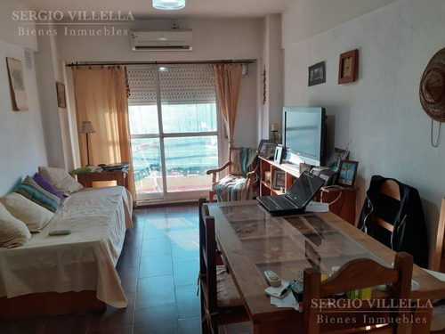 Imagen 1 de 9 de Departamento De Un Dormitorio En Venta En Rosario