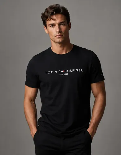 Camiseta Tommy Hilfiger 1985 Masculina Algodão - R$ 143