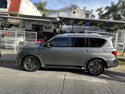 Infiniti QX80 5.6l Perfection 8 Pasajeros At