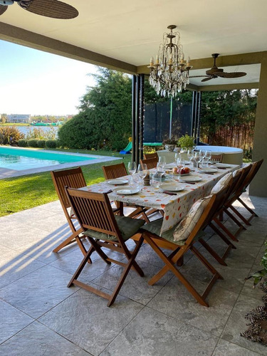 Casa En Venta En Santa Teresa, Villanueva, Tigre