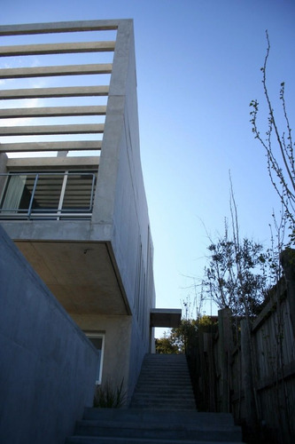 Venta Casa 4 Dorm C/psicina Y Mb Vista En Punta Piedras (ref: Atm-93)