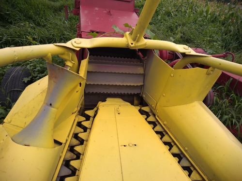 Enciladora Agrícola New Holland 38