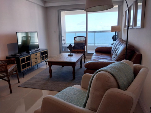 Apartamento En Alquiler Por Temporada De 2 Dormitorios En Playa Brava (ref: Bpv-8392)