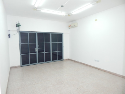 Imagen 3 de 21 de Local Con Vivienda En Venta En Quilmes Oeste