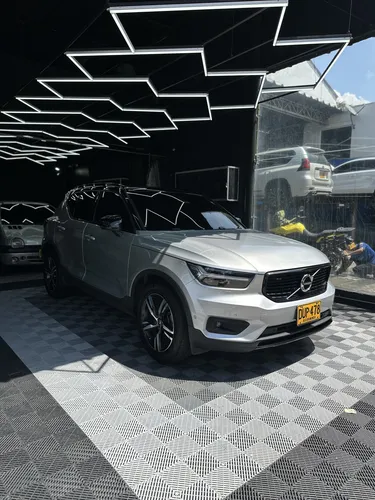 Volvo XC40 2.0 T5 Awd R-design