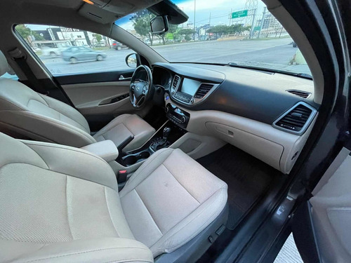 Imagen 11 de 13 de Hyundai Tucson 2018 2.0 Limited At