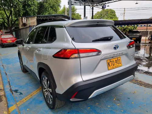 Toyota Corolla Cross Seg Hybrida 2022 At
