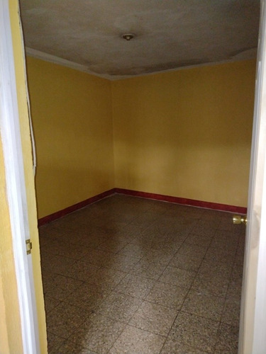Imagen 6 de 13 de Casa De 2 Niveles En Zona 3 La Esperanza (negociable)
