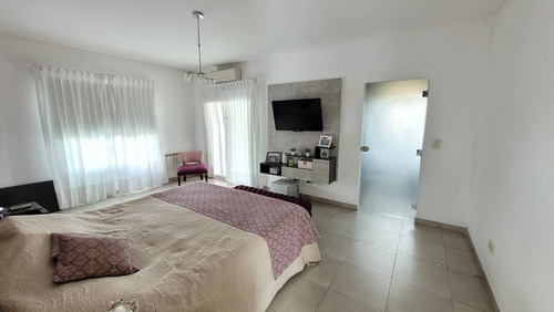 Casa En Venta Barrio El Centauro Canning