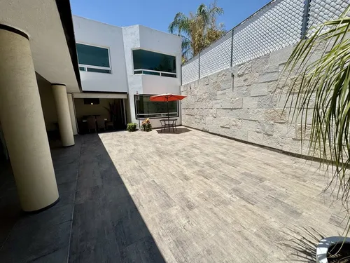 Céntrica Residencia En Venta- Rinconada Jacarandas