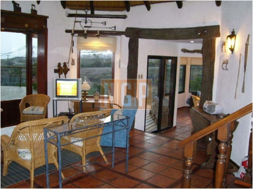 Casa En La Barra, 3 Dormitorios *-ref:20545