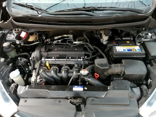 Imagem 10 de 10 de Hyundai Hb20 Premium 1.6 Flex At 2014