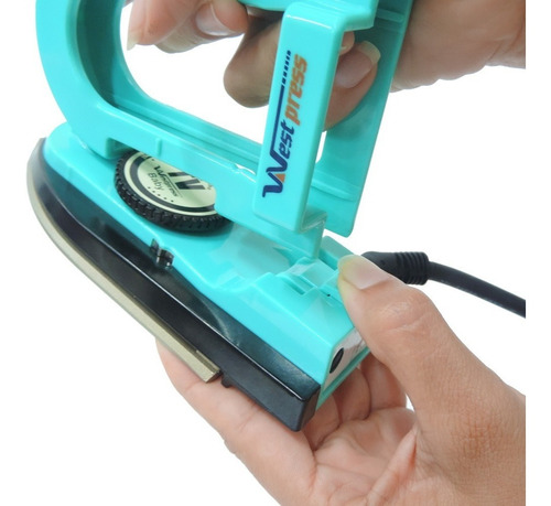 Imagem 4 de 9 de Mini Ferro De Viagem Portátil West Baby Azul Tiffany W770