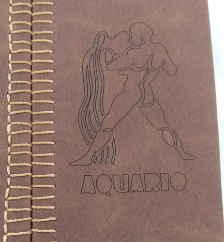 Imagem 2 de 9 de Diário Tema Signo De Aquário Capa Couro Sintético