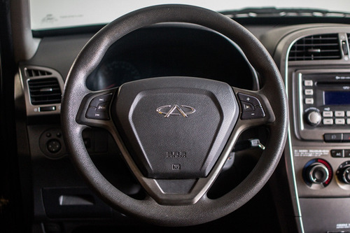 Imagen 3 de 15 de Chery Tiggo 2013 2.0 F2 Luxury 4x4 138cv Nai