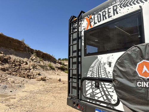 Equipamiento Camioneta Cabina Simple 4x4 Off Road Cinzia