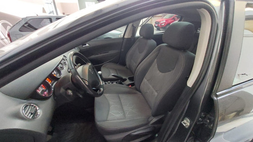 Imagen 9 de 15 de Peugeot 308 5p 1,6 Hdi Allure Am