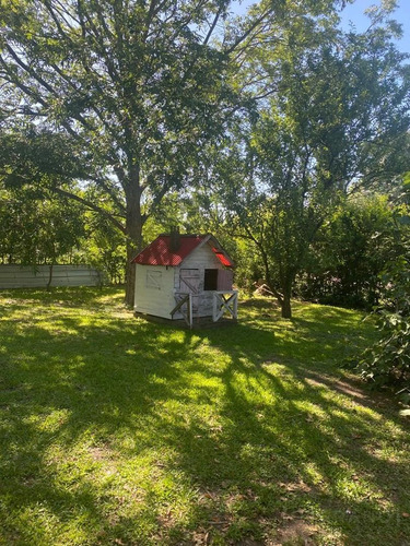 Venta Casa 3 Amb, Pileta, Calle Guiraldes Esq. Larreta, Parque Sakura, Exaltación De La Cruz
