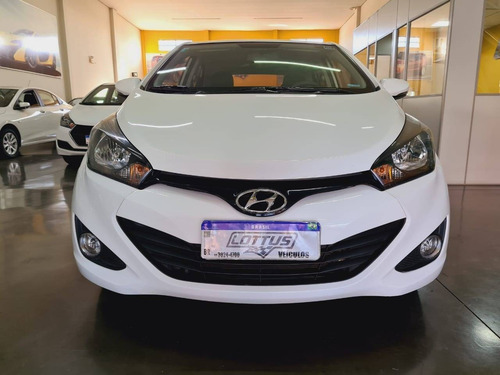 Imagem 6 de 9 de Hyundai Hb20 1.6 Comfort Style 16v Flex 4p Automático