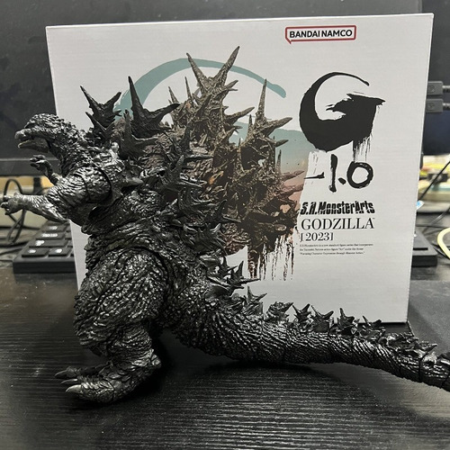 - Figura De Acción Shm Godzilla Minus One Godzilla -1.0