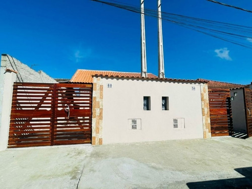 Imagem 3 de 15 de Linda Casa Com Piscina, Churrasqueira E 1 Suíte Em Itanhaém, Litoral Sul De Sp. Aceita Financiamento Bancário.