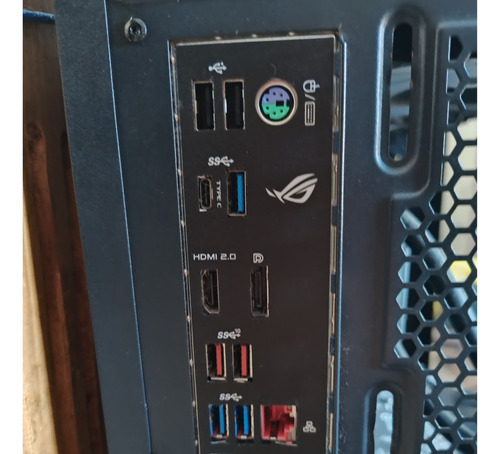 Pc Gamer + Regulador + 2 Controles + Web Cam + Bocinas (Usado)