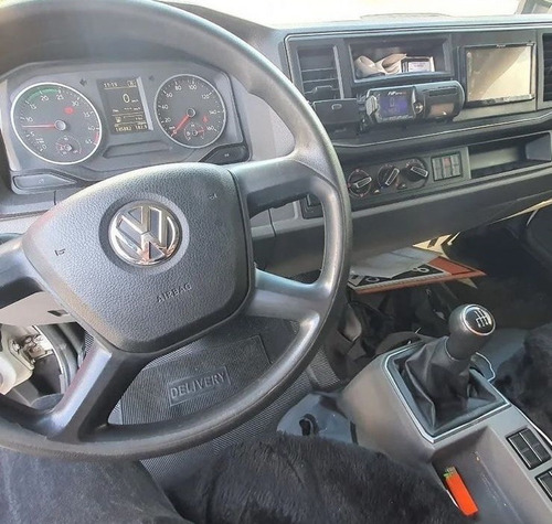 Vw Delivery Express 4x2 Com Baú Sider Ano 2019