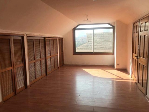Casa Duble De Almeyda/irarrázabal