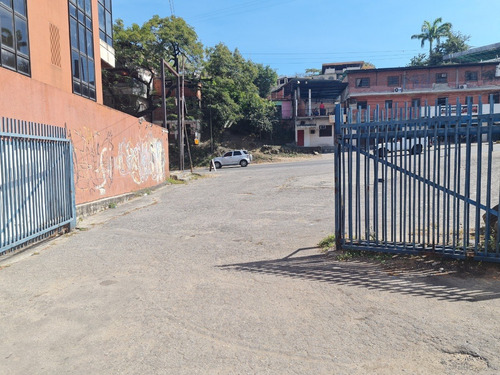 Imagen 2 de 7 de Galpon Las Barrancas Guatire
