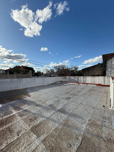 Casa 5 Ambientes Para Construcción / Remodelación Excelente Ubicación