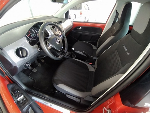 Imagem 9 de 12 de Volkswagen Cross Up 1.0 Tsi Flex Manual Completo