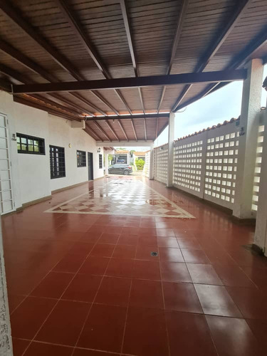 Imagen 3 de 22 de Casa En Residencias La Esmeralda, Villa Africana, Puerto Ordaz