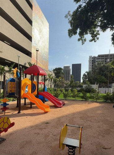 Alquiler Hermoso Apartamento En El Malecon De Santo Domingo
