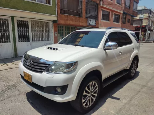 Toyota Fortuner 3.0 Sr5