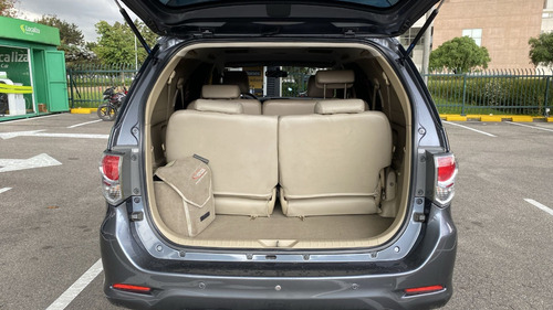 Imagen 23 de 25 de Toyota Fortuner