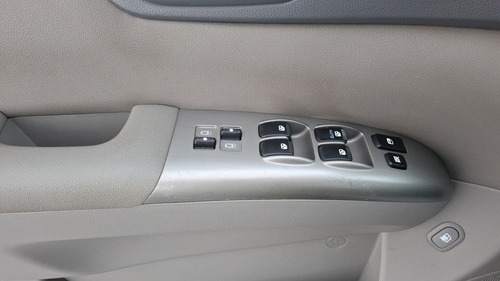 Kia Carnival 3.8 V6 EX AUTO