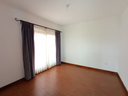 Imagen 20 de 30 de Vendo Belleza De Casa Estilo Colonial, En Excelentes Condiciones Y Con Acabados Muy Especiales, Sector Exclusivo De Alta Plusvalia