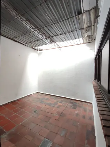 Local En Arriendo En Caobos. Cod A16973