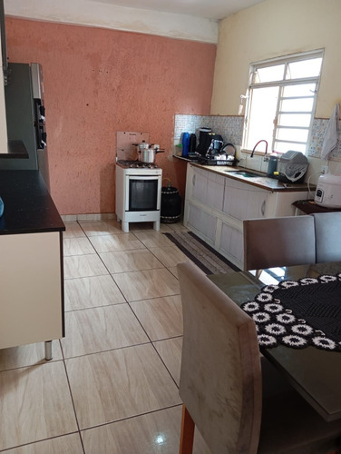 Olha São 3 Quartos Sendo Um Banheiro Suite,um Banheiro Indiv