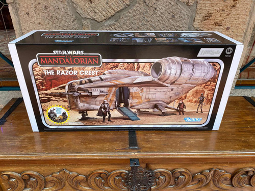 Star Wars Haslab Vintage Collection Mandalorian Razor Crest (Usado)